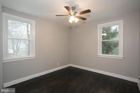210 Maxwell Dr Maxwell, Hamilton, NJ 08610 photo 11