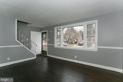 210 Maxwell Dr Maxwell, Hamilton, NJ 08610 photo 6