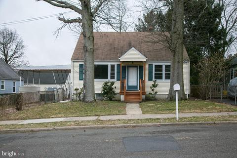210 Maxwell Dr Maxwell, Hamilton, NJ 08610 photo 1