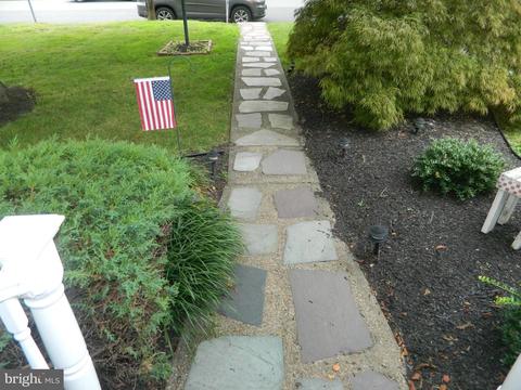 102 Summit Ave, Ewing, NJ 08628 photo 3