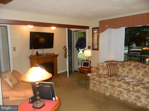 102 Summit Ave, Ewing, NJ 08628 photo 6