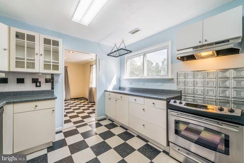 7 Aaron, Ewing, NJ 08618 photo 5