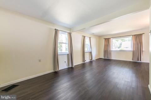 7 Aaron, Ewing, NJ 08618 photo 4