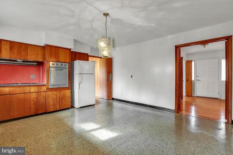 1 Hilltop Rd, Ewing, NJ 08638 photo 8