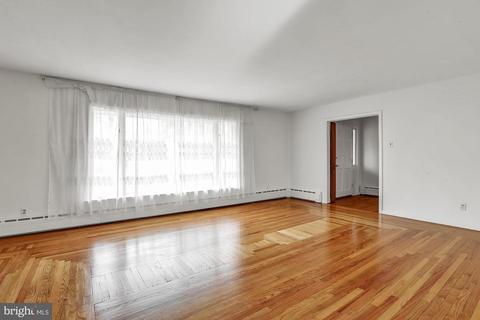 1 Hilltop Rd, Ewing, NJ 08638 photo 3