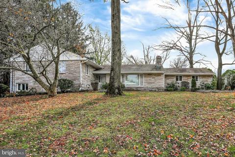 1 Hilltop Rd, Ewing, NJ 08638 photo 2