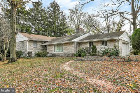 1 Hilltop Rd, Ewing, NJ 08638 photo 1