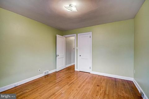 400 Sutherland Rd, Ewing, NJ 08618 photo 17