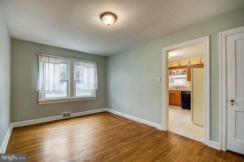 400 Sutherland Rd, Ewing, NJ 08618 photo 13
