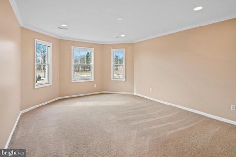 1 Rose Everett Ct, Hamilton, NJ 08690 photo 17