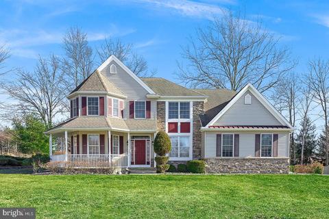 1 Rose Everett Ct, Hamilton, NJ 08690 photo 1