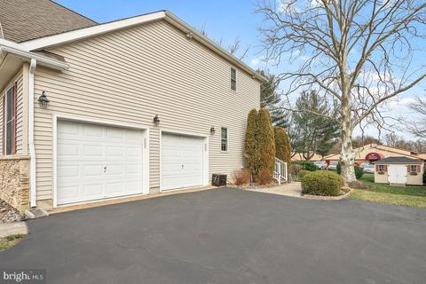 1 Rose Everett Ct, Hamilton, NJ 08690 photo 28