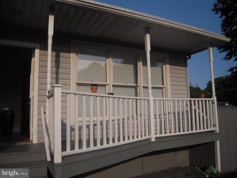 58 Harrop Pl, Trenton, NJ 08618 photo 2