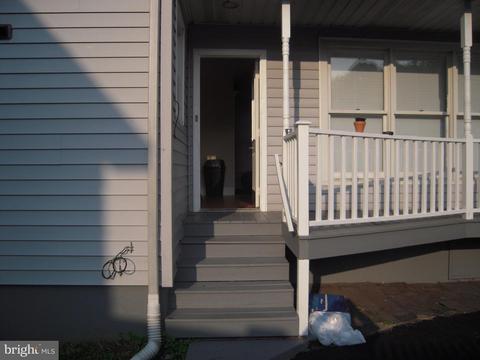 58 Harrop Pl, Trenton, NJ 08618 photo 3