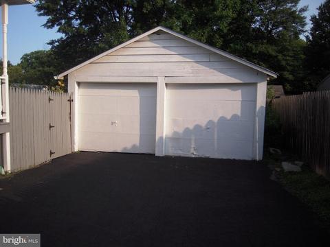 58 Harrop Pl, Trenton, NJ 08618 photo 4