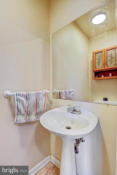 6 Bedford Dr, Ewing, NJ 08628 photo 18