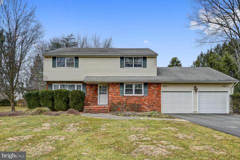 6 Bedford Dr, Ewing, NJ 08628 photo 1