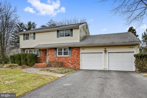 6 Bedford Dr, Ewing, NJ 08628 photo 3