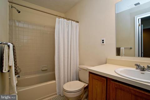 421 Silvia, Ewing, NJ 08628 photo 14