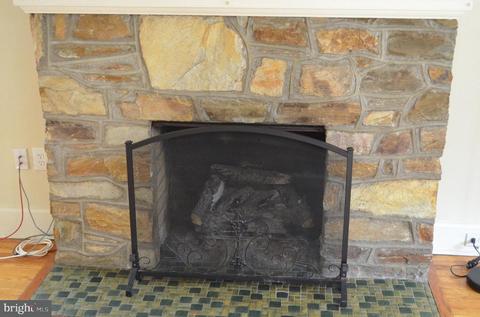 762 Lower Ferry Rd, Ewing, NJ 08628 photo 6