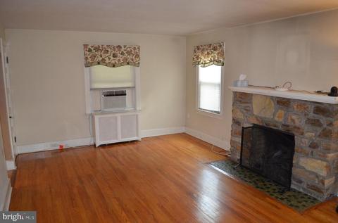 762 Lower Ferry Rd, Ewing, NJ 08628 photo 5
