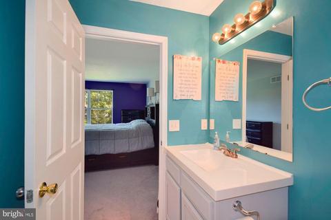 104 Violet Ln, Ewing, NJ 08628 photo 17