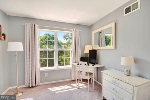 104 Violet Ln, Ewing, NJ 08628 photo 21