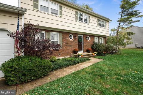 59 Brophy, Ewing, NJ 08638 photo 2