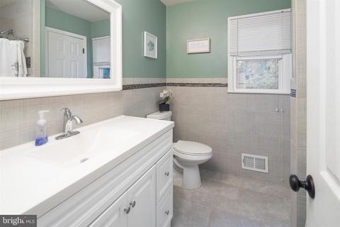 59 Brophy, Ewing, NJ 08638 photo 24