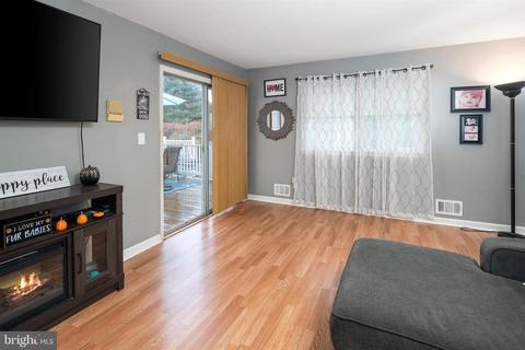 59 Brophy, Ewing, NJ 08638 photo 8