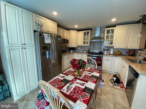 281 Watson Ave, Hamilton, NJ 08610 photo 3