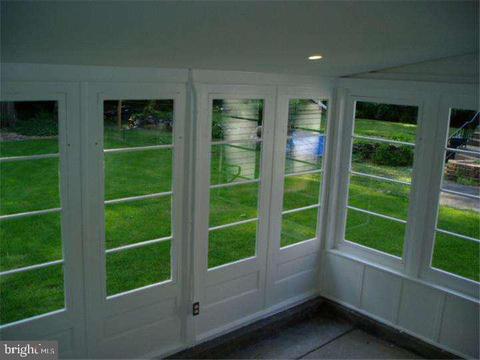 83 Ridgewood Ave, Ewing, NJ 08618 photo 9