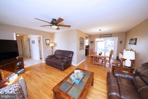 28 Heather Dr, Ewing, NJ 08638 photo 6