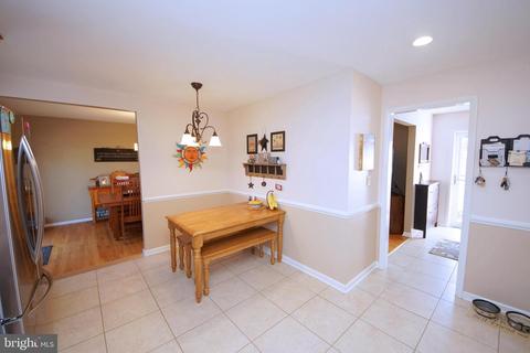 28 Heather Dr, Ewing, NJ 08638 photo 16