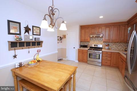 28 Heather Dr, Ewing, NJ 08638 photo 18