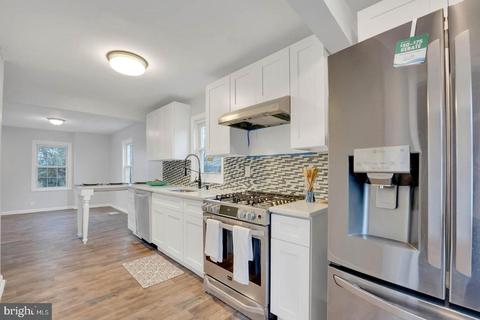 101 Clover Ave, Trenton, NJ 08638 photo 2