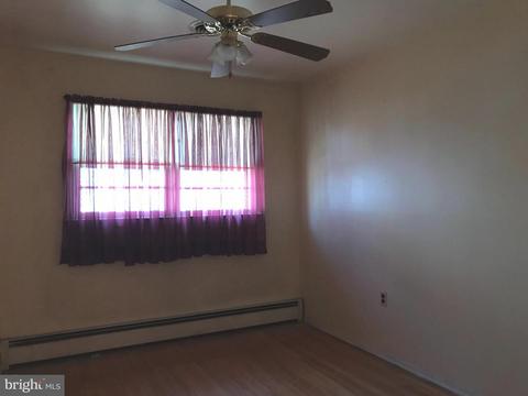 9 Brattle Ave, Ewing, NJ 08638 photo 12
