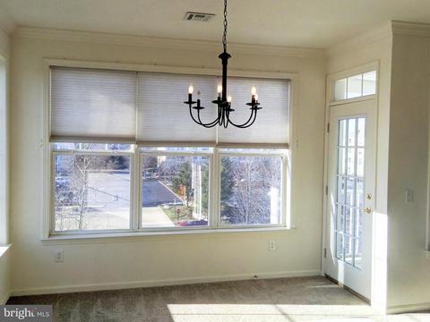 147 Masterson Ct, Ewing, NJ 08618 photo 7