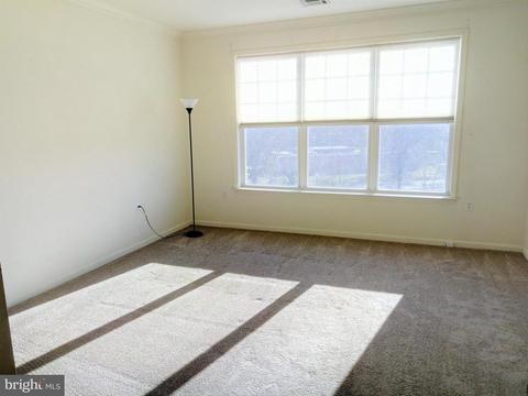 147 Masterson Ct, Ewing, NJ 08618 photo 12