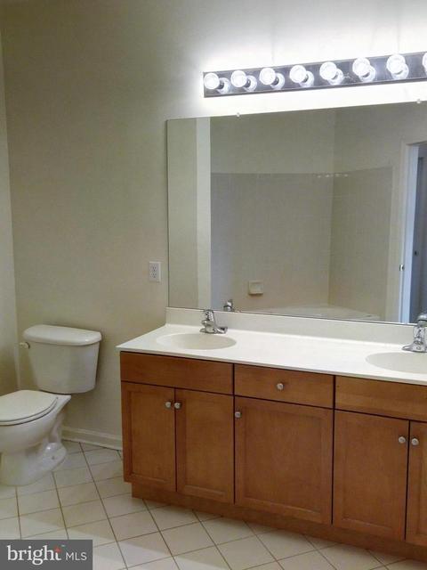 147 Masterson Ct, Ewing, NJ 08618 photo 10