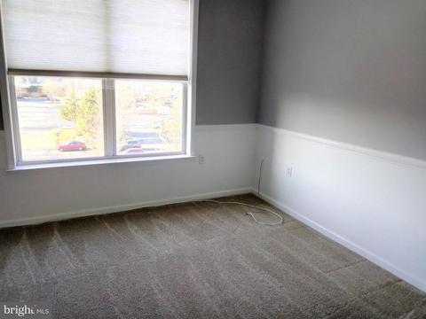 147 Masterson Ct, Ewing, NJ 08618 photo 14