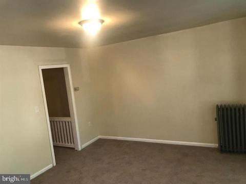 1610 E State St, Hamilton, NJ 08609 photo 4