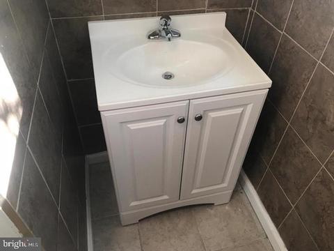 1610 E State St, Hamilton, NJ 08609 photo 10