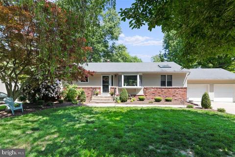 6 Apache Dr, Pennington, NJ 08534 photo 1