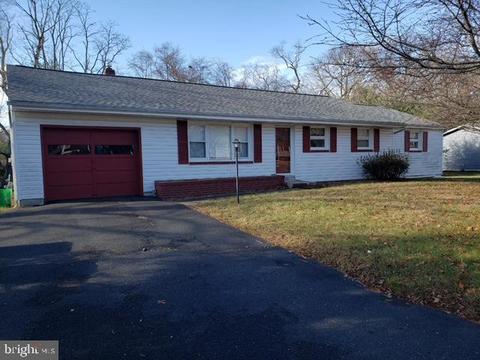 105 Sycamore St, Neptune, NJ 07753