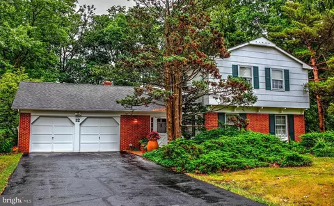 12 Ascot Dr, Freehold, NJ 07728