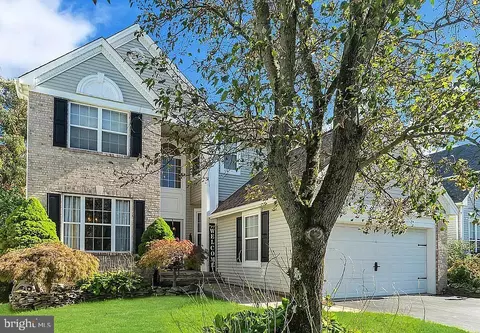 7 Queens Pass, Colts Neck, NJ 07722
