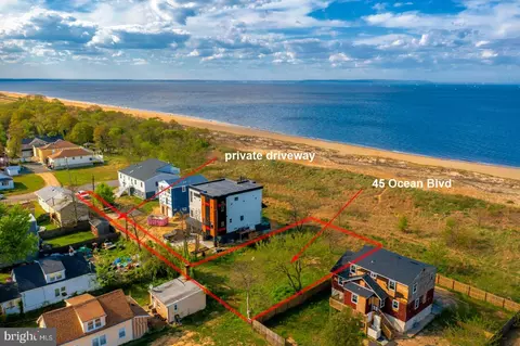 45 Ocean Blvd, Keansburg, NJ 07734