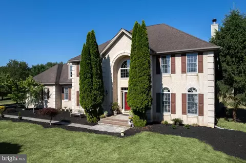 3 Hannah Mount Dr, Clarksburg, NJ 08510