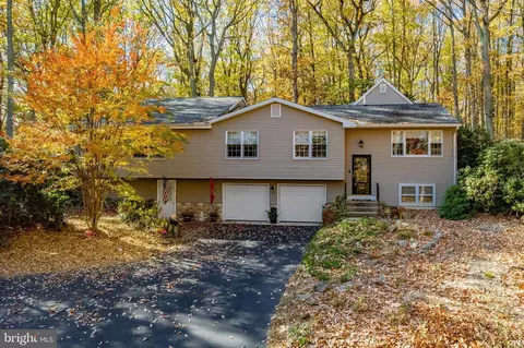 3 Tower Rd, Cream Ridge, NJ 08514